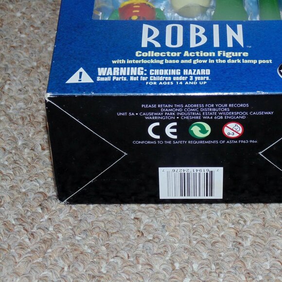 2004 DC Direct Batman: The Dark Knight Returns Robin Figure Complete in Box - Picture 8 of 9